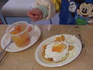 パティシエの帽子とフルーツホットケーキ☆