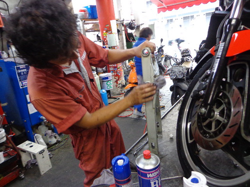 RZ250Ｒスイングアーム交換