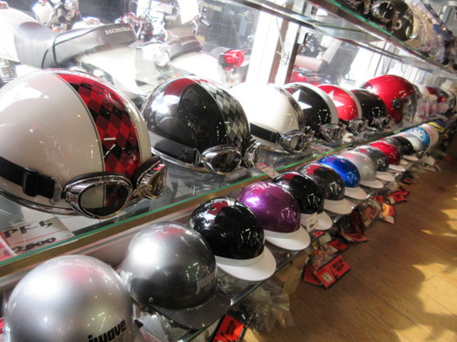 ヘルメット激安！赤字キャンペーン