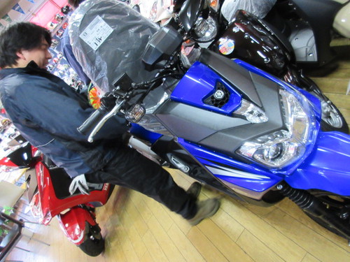 新型ＢＷ’Ｓ１２５入荷しました