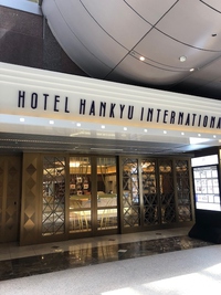 定刻1時間半前から参加しても参加費は同じで料理と飲み物もいただくことができる超お得なビジネス交流会を開催します。