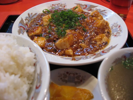 やっぱり！今日も大好きな麻婆豆腐ちゃんをパク(^^♪