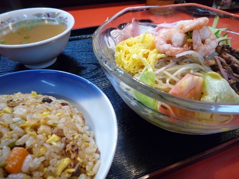 真夏だぁ～特製冷麺がめちゃウマい!(^^)!