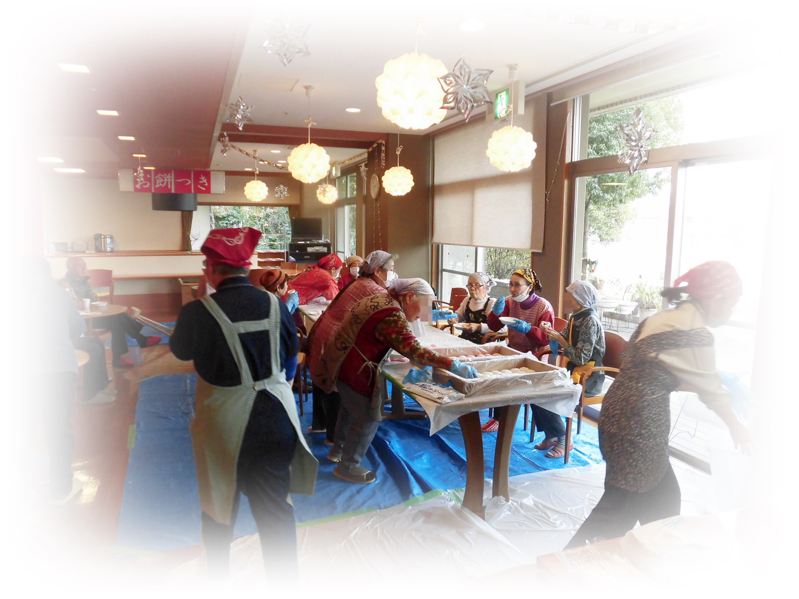 ケアハウスでのお楽しみ　～もちつき大会～