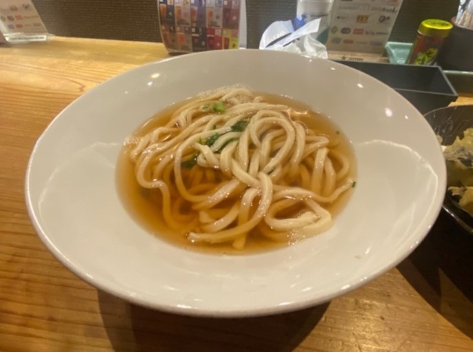 店主のこだわりがもう暖簾から伝わってくるうどん屋さん「掌(たなごころ)」 店主のこだわりがもう暖簾から伝わってくるうどん屋さん「掌(たなごころ)」