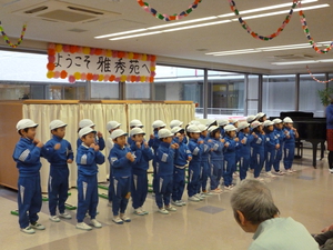 南港幼稚園児お遊戯会
