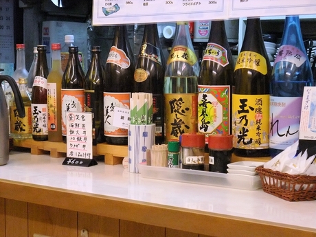 福島区福ろうじ内 海鮮居酒屋 新鮮丸 の特上海鮮丼