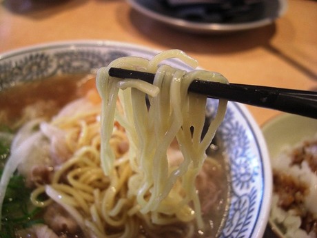 奈良市二条大路南の丸源ラーメン
