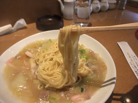 京橋の中華料理 中央軒