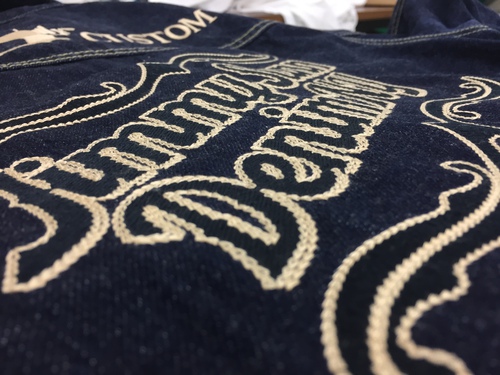 老舗の刺繍屋 加美企画:手刺繍風の刺繍