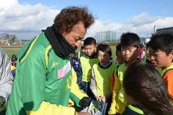 錦秀会グループ震災復興２０１４年「サッカー教室」実施レポート