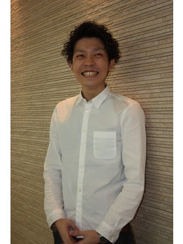 スタイリスト山下