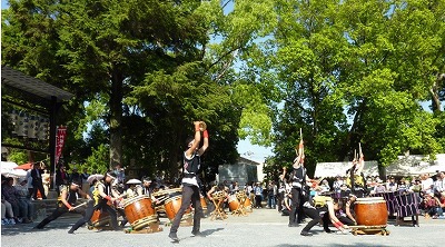 神服神社のお祭りと芥川高校和太鼓