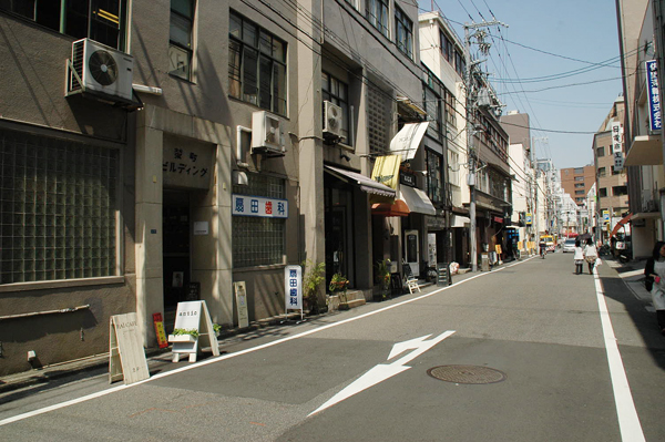 神戸・栄町～ベイサイドを歩く