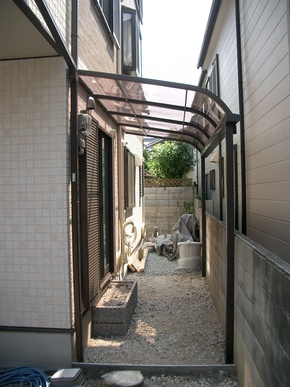TOEX サンクテラスⅡRタイプ 自転車置き場の屋根 堺市で