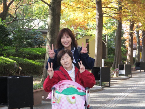11月遠足（長居公園内植物園）