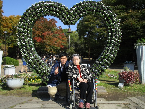 11月遠足（長居公園内植物園）