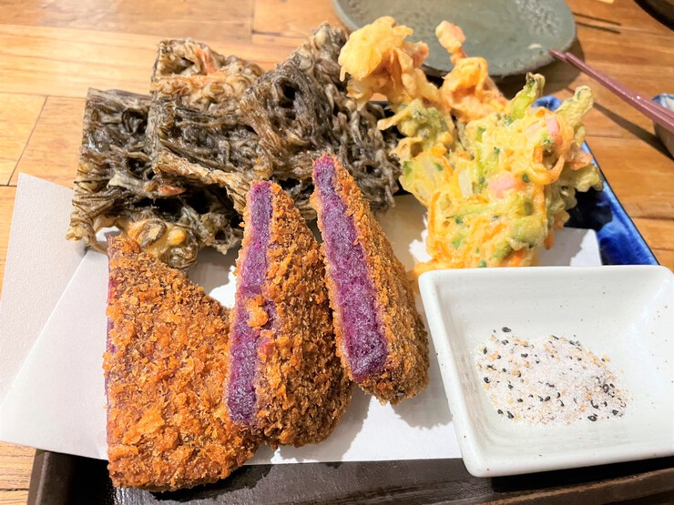 街ブラ天神橋筋商店街のプチ新年会!「てぃーあんだ」で沖縄料理に初挑戦なのだ! 街ブラ天神橋筋商店街のプチ新年会!「てぃーあんだ」で沖縄料理に初挑戦なのだ!