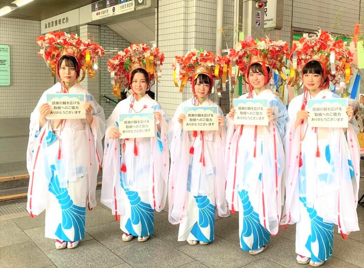 まもなく天神祭!今回は七夕祭から天神祭に登場する「天神天満花娘」をご紹介! まもなく天神祭!今回は七夕祭から天神祭に登場する「天神天満花娘」をご紹介!