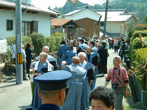 原地区の「大蛇祭り」