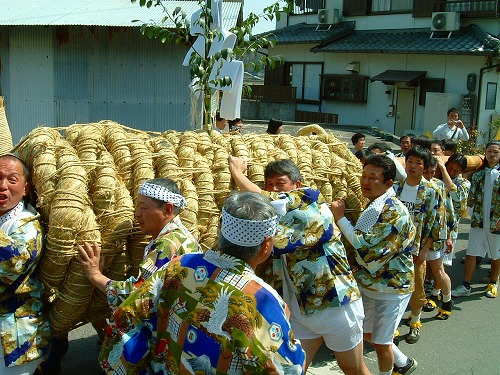 原地区の「大蛇祭り」