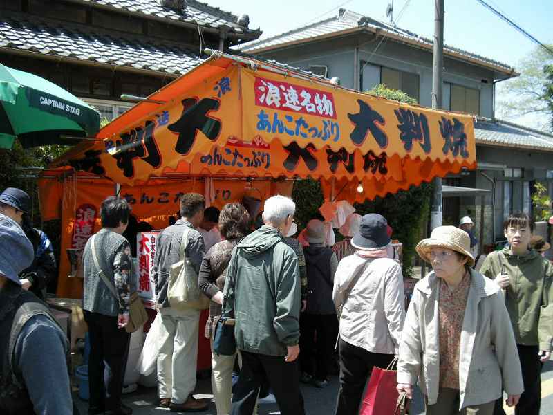 露店を巡る楽しみ