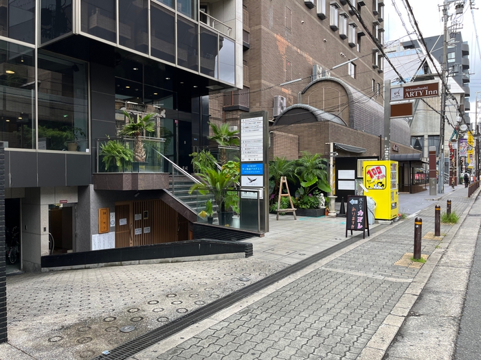 ジュークボックスなラーメン屋さん「麺に光を」