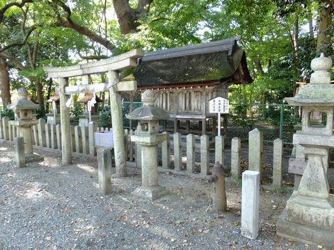 泉穴師神社(式内社・泉州二ノ宮）