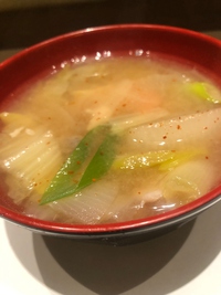 寒い日にいただく豚汁はええ肴になるね。3杯！お替わりしてもうた～。ラッぴぃ☆