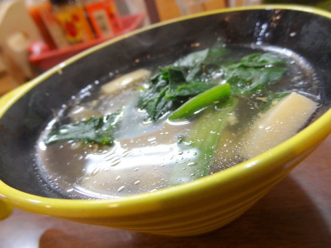 ソーシャルメディアの繋がりから小学校からの親友にキーマカレーのお店でビックリ出会う＠神戸　元町通り三丁目
