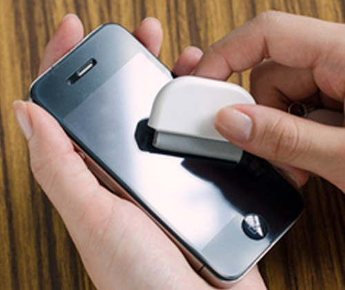 フルカラー名入れも対応【スマホクリーナー付きストラップ】