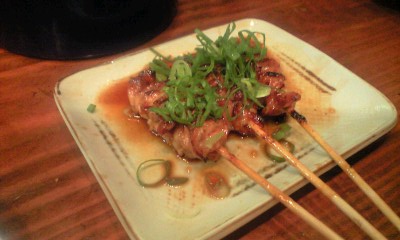 焼き鳥屋こっこや 鳥ハラミニンニク 大阪の空