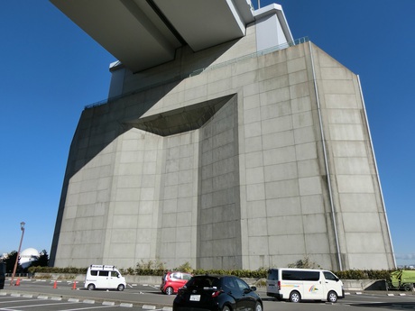 世界一の「明石海峡大橋」を支えるアンカレイジ（土台）です！！
