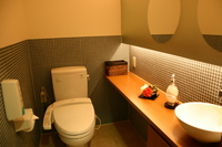 トイレは心を磨く。