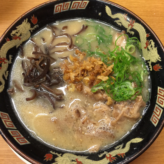 かんみ のたべたべ日記 鹿児島ラーメン豚とろ 天文館本店 豚とろラーメン 黒豚とろ餃子