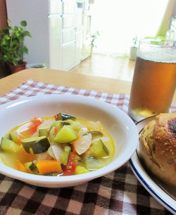 食べる野菜スープ