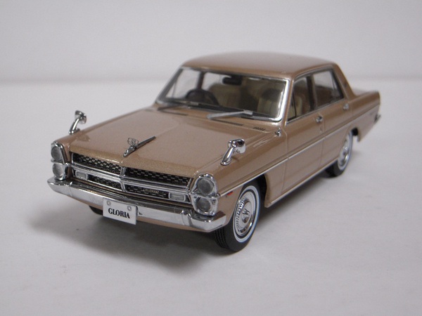 当社新製品　ENIF 日産 グロリア　発売！