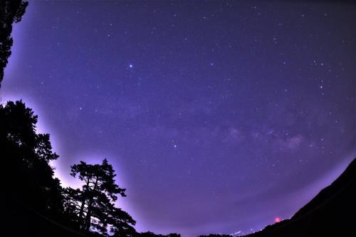 ちはや園地からのお知らせと6月の星空