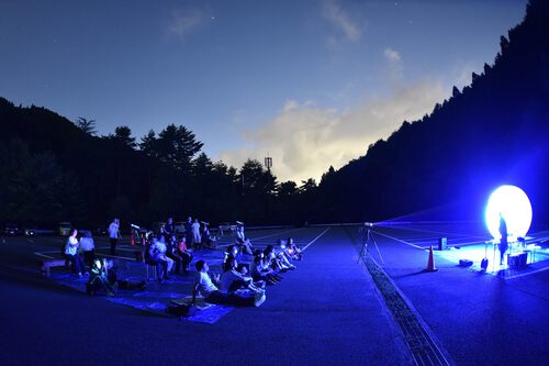 金剛山麓にダジックアースがやってきた！