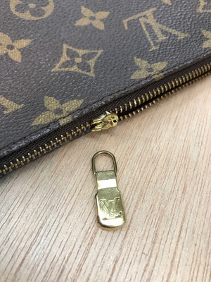 LOUIS VUITTON　スライダー交換！