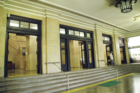 大阪府庁