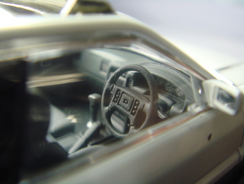 KIDBOX特注 DISM 1/43 F31 レパード