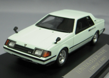 日本車初のポップアップ式　セリカ！