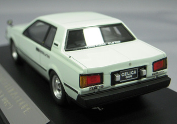 日本車初のポップアップ式　セリカ！