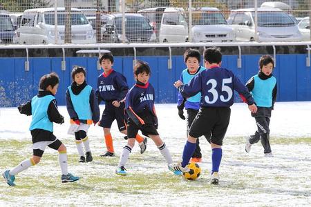 錦秀会グループ　震災復興「サッカー教室」実施レポート