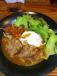 まんねんのとろ肉カレーらーめん