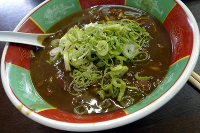 麺屋　高井田で500円スジカレーラーメン