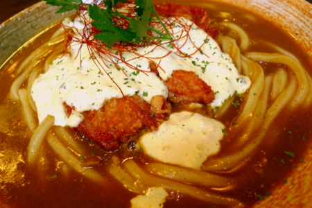 情熱うどん讃州の「鶏唐タルタルカレーうどん」を頂く。