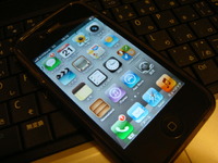 iPｈｏｎｅ　４Ｓを購入しました　（ソフトバンク　上新庄店）