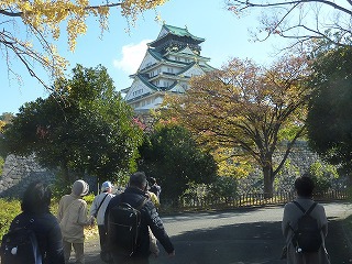 大阪城の周辺を巡るツアー